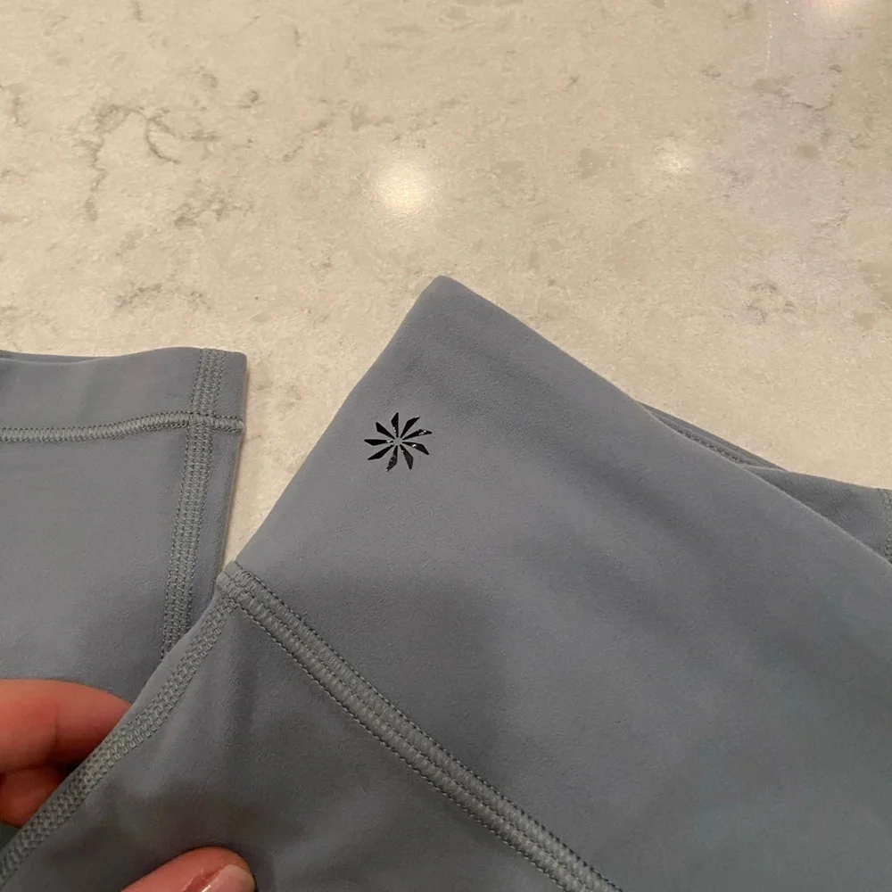 Athleta teen girl size 14 NWT pants